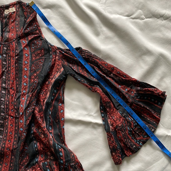 Hollister blouse - Picture 4 of 5